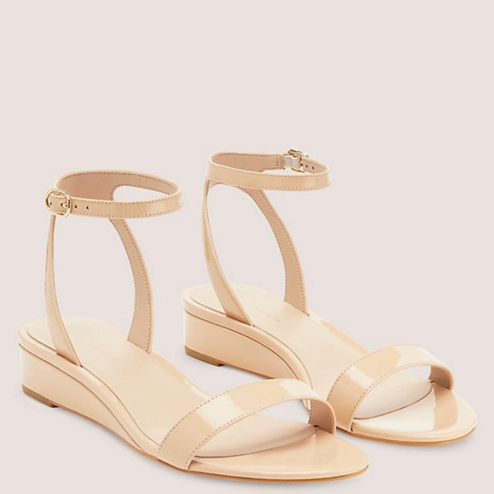 Stuart Weitzman Avenue 35 Ankle Strap Wedge in Nude Patent Leather Size 7 *NWOB*